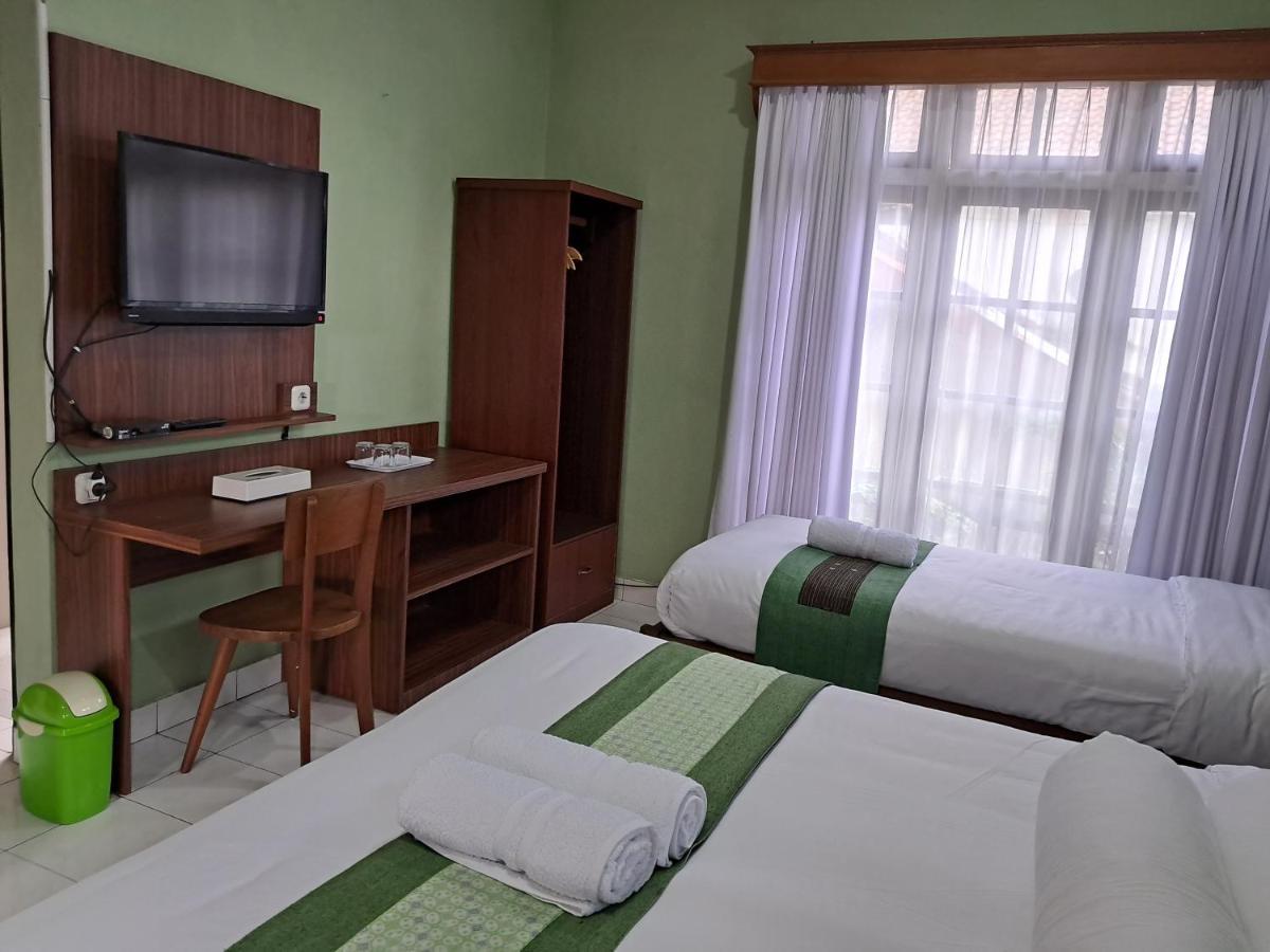 Griya Jene Homestay Syariah Ngabean Екстер'єр фото